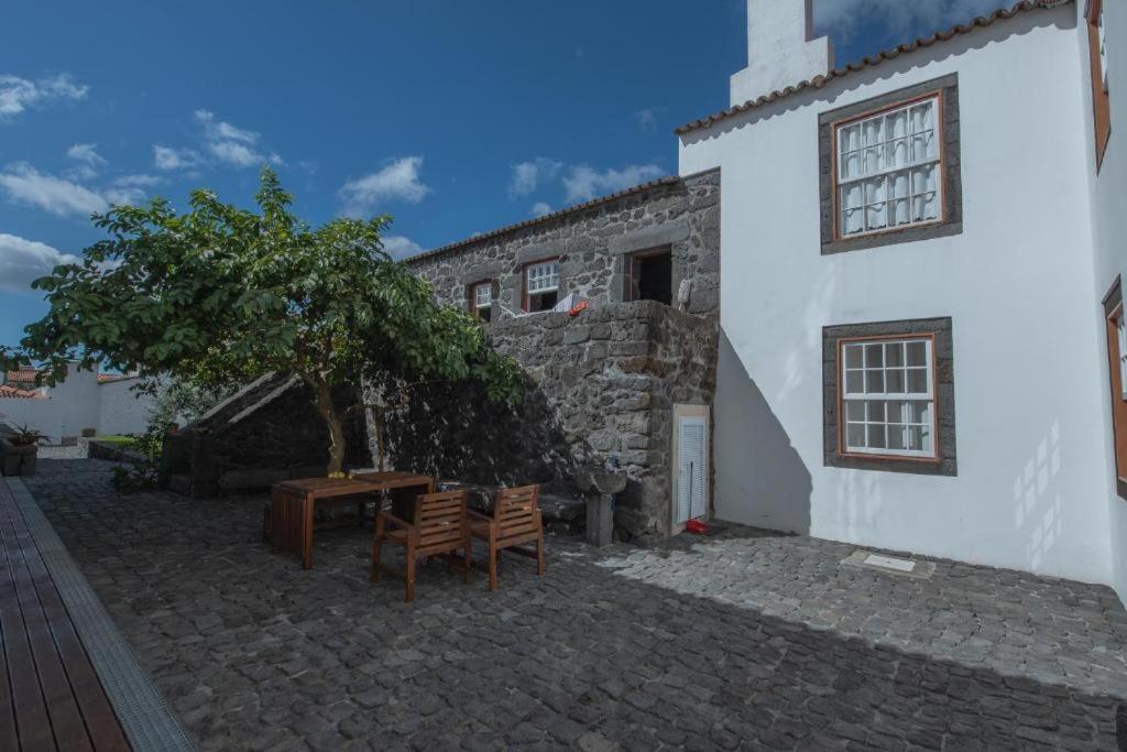 Ferienwohnung Casa Do Brasao Lajes do Pico Exterior foto